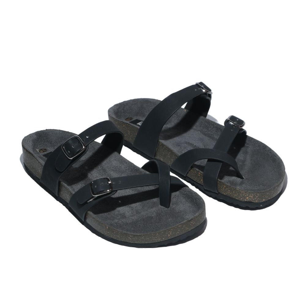 Women’s Toe Ring Sandals in Black