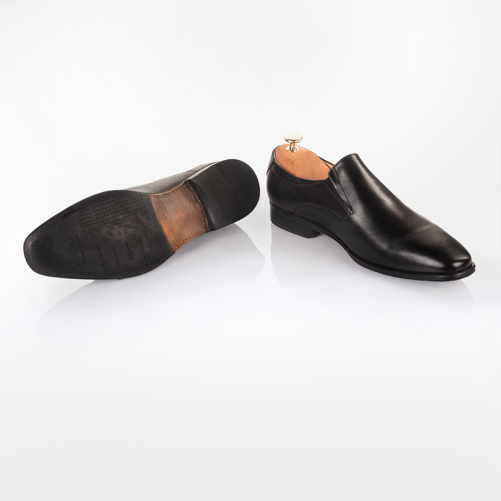 SEINA - Slip On in Charcoal Black