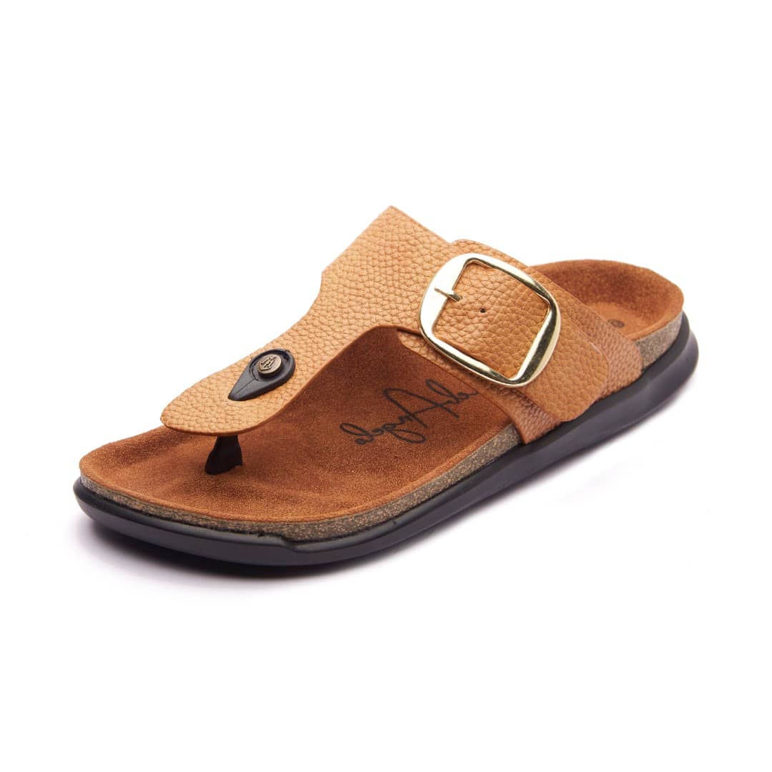 Women’s Buckle Chappals