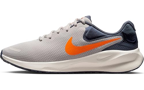 Nike Men Running Shoe Revolution