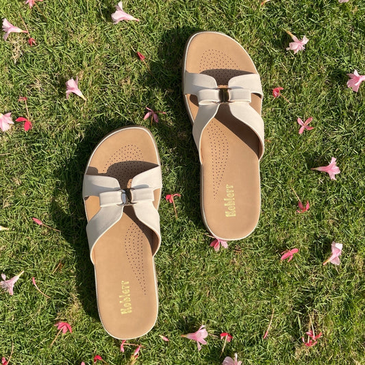 Comfort Flatform Slides in White