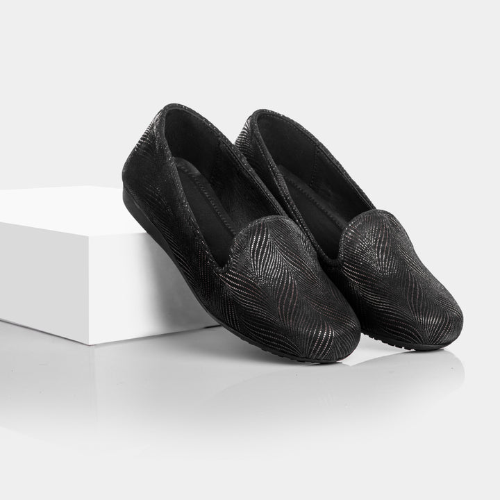 JUNIPER - Women's Loafer in Piano Black