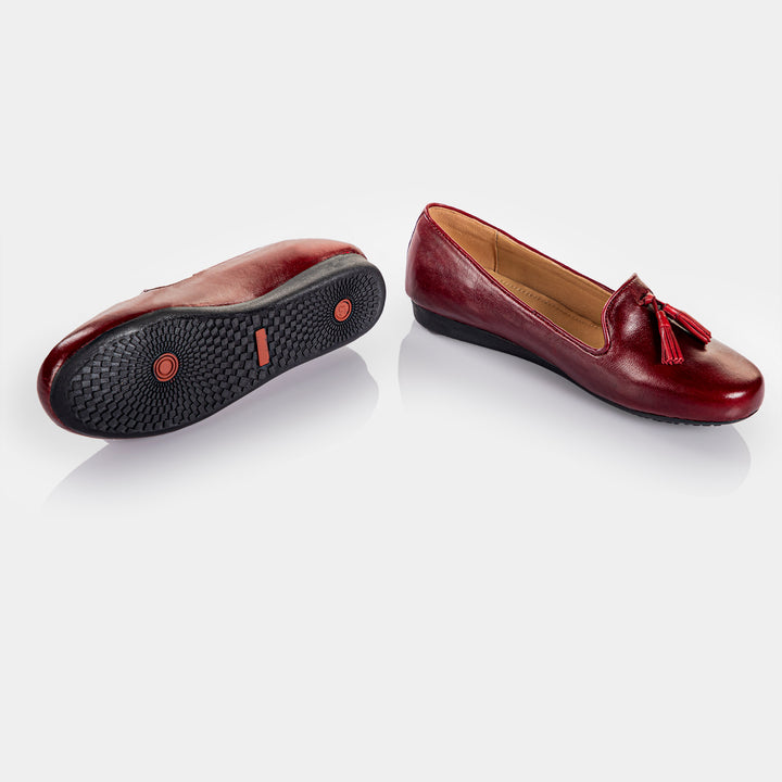 Beneveneto - Ballerina in Wine Red