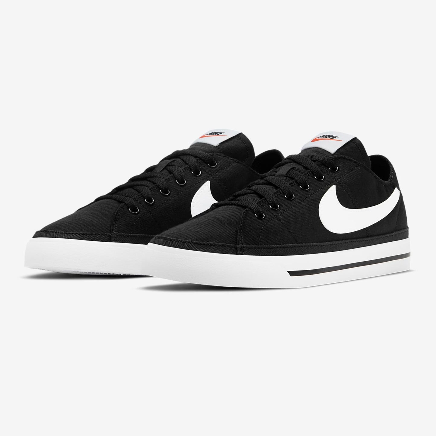 NikeCourt Legacy Canvas in Black