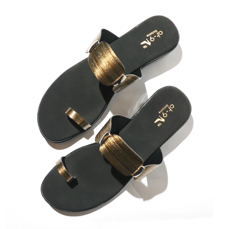 Gold Ethnic Slippers