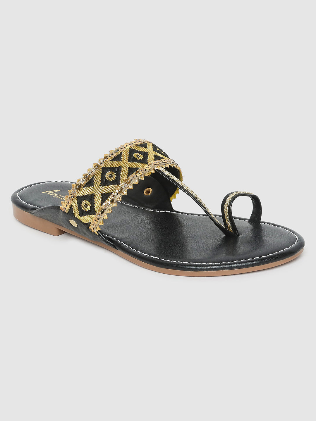 Black Embroidered Kolhapuris