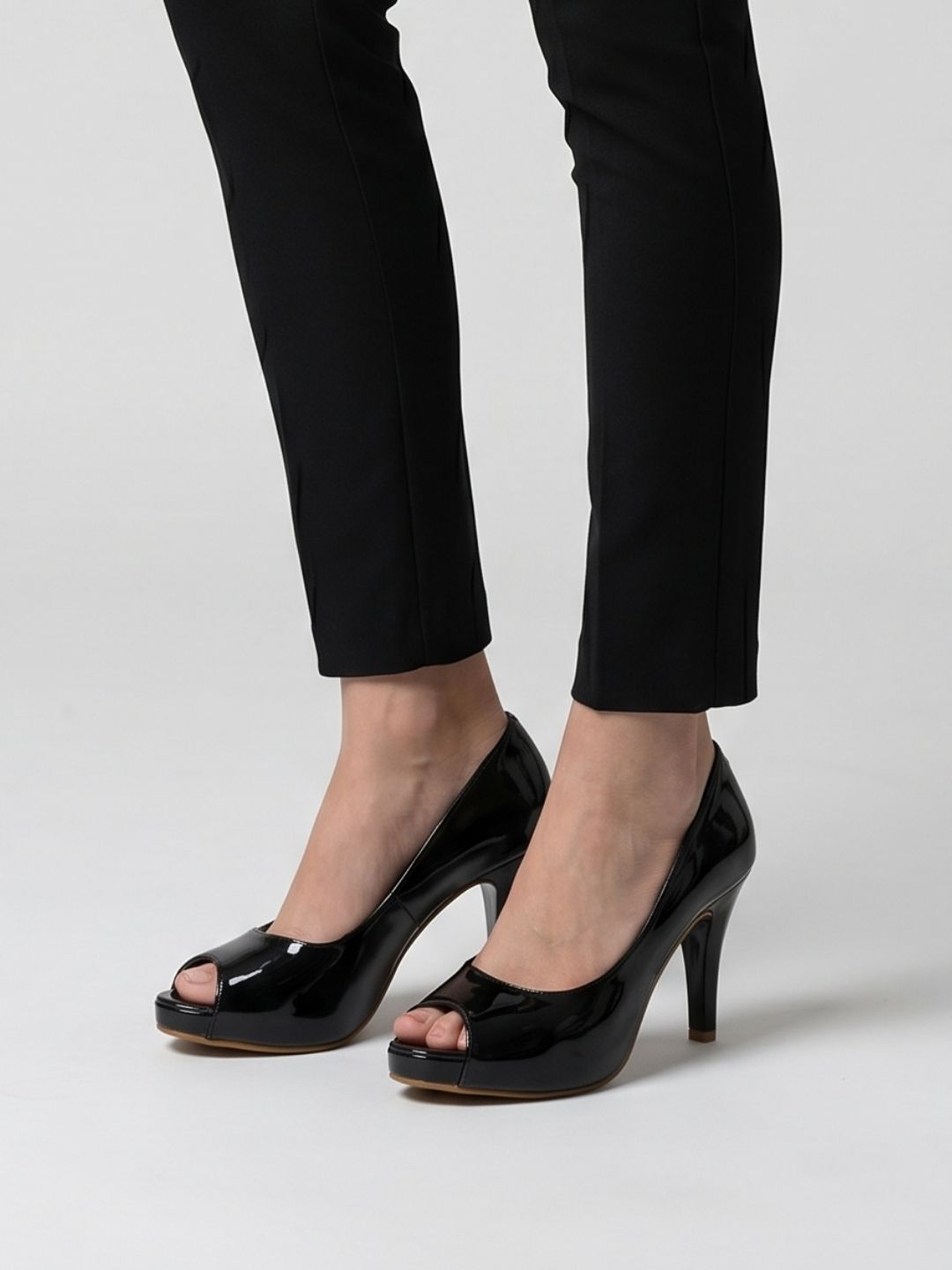Black Peep-Toe Classy Heel