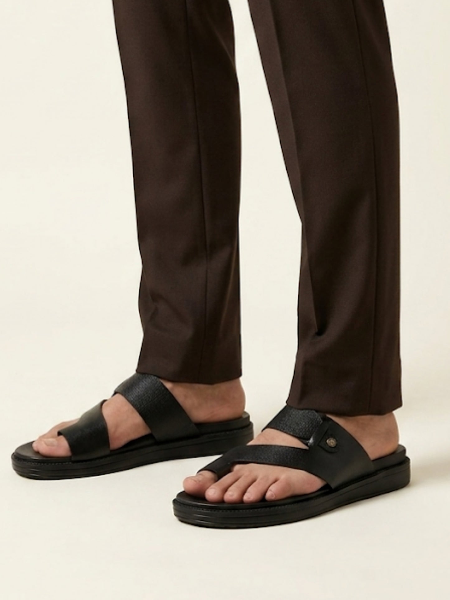 Men Toe-Loop Casual Sandals