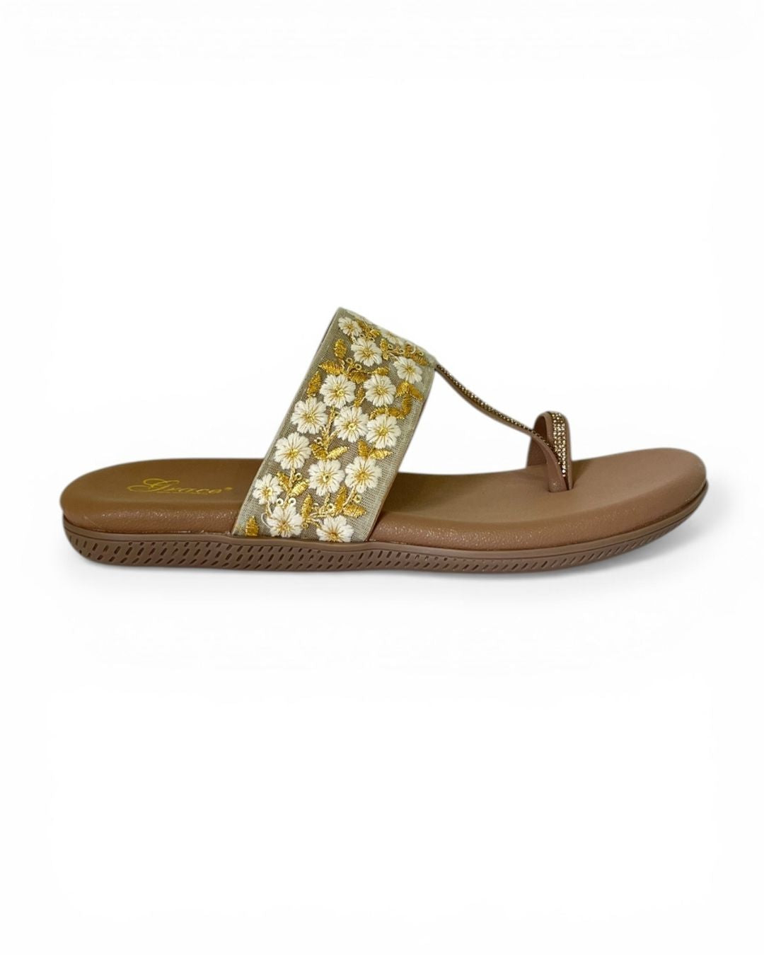 Beige ehnic comfort sandals