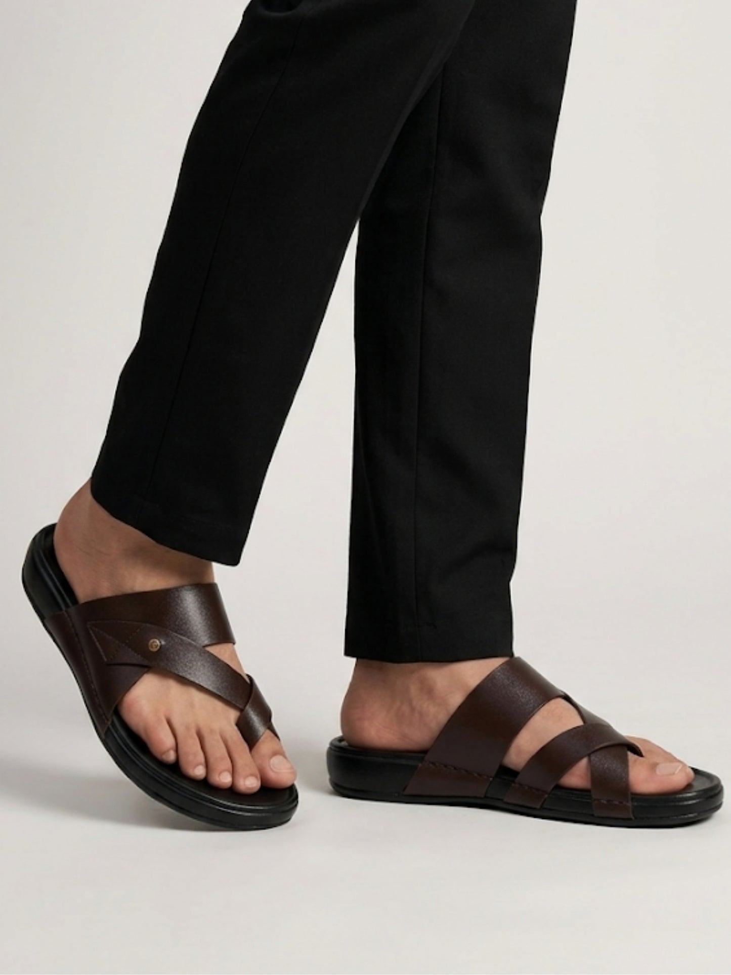 Men's Brown Toe-Loop Sandals