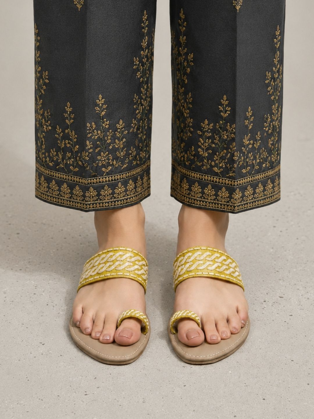 Mustard Toe-Ring Casual Sandals