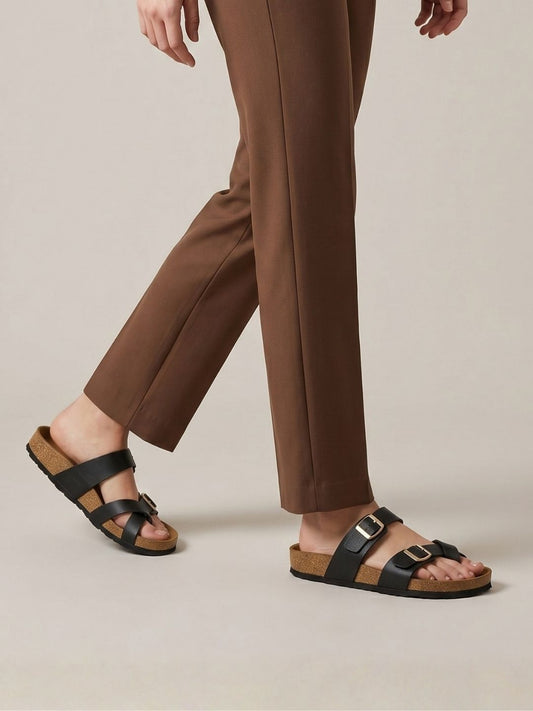 Black Toe-ring Sandals