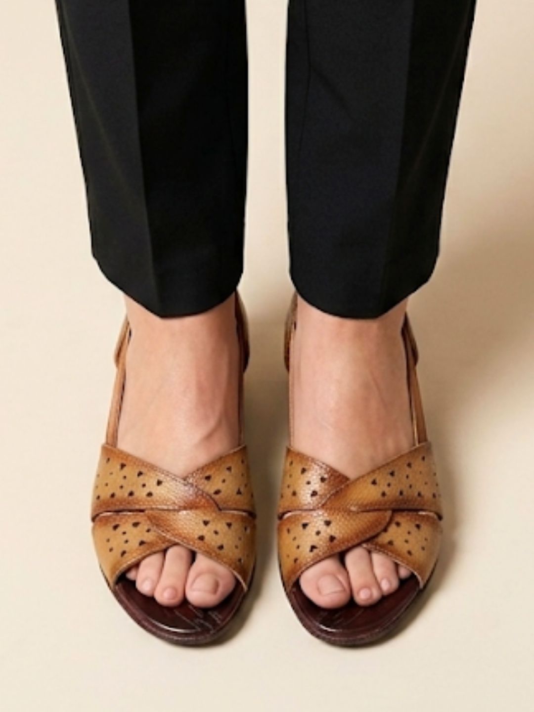 Beige women Cross strap sandals