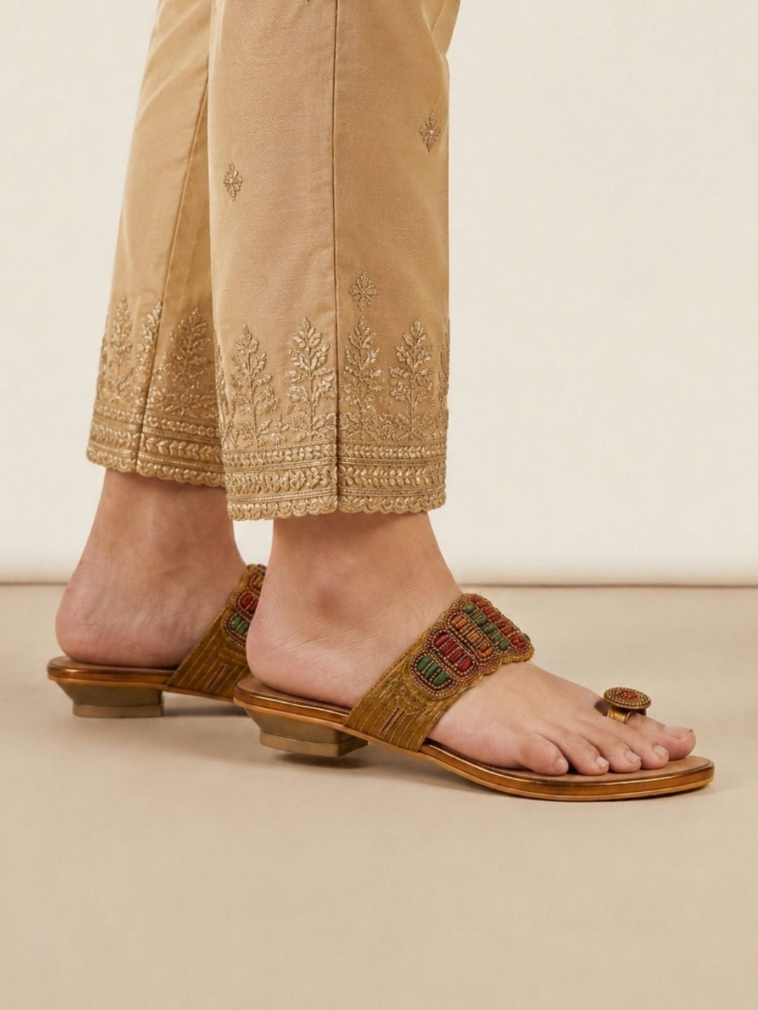 Tan Ethnic Toe-ring heels