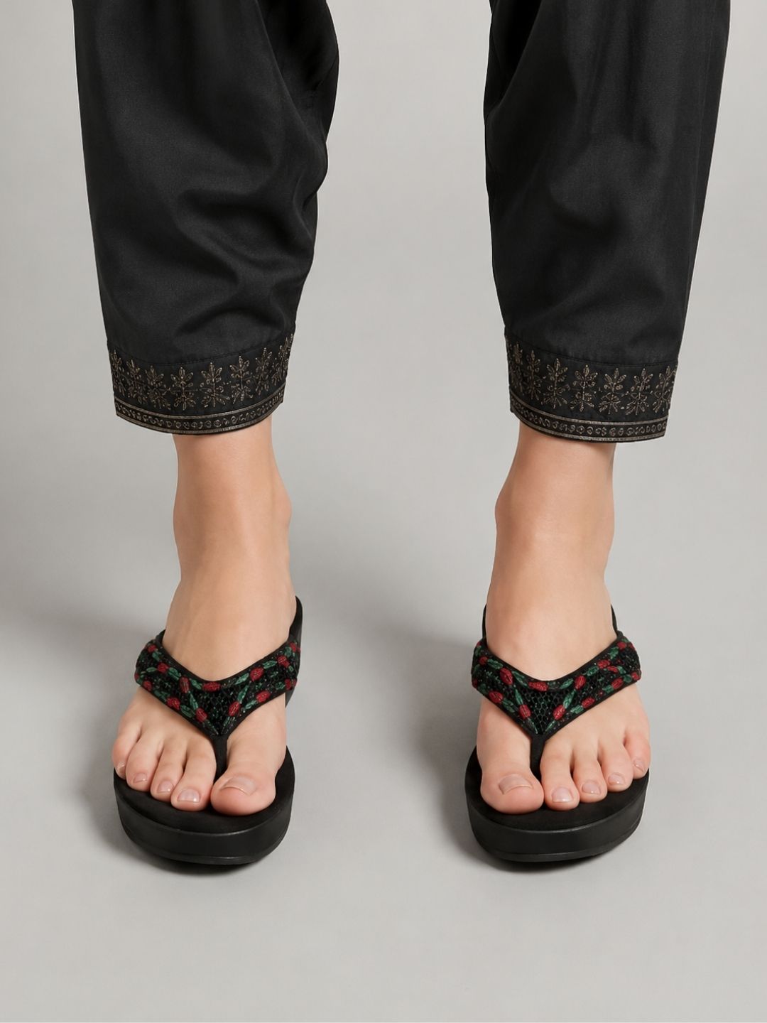 Black Slip-on sandals