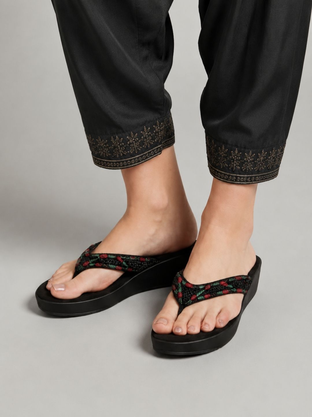 Black Slip-on sandals