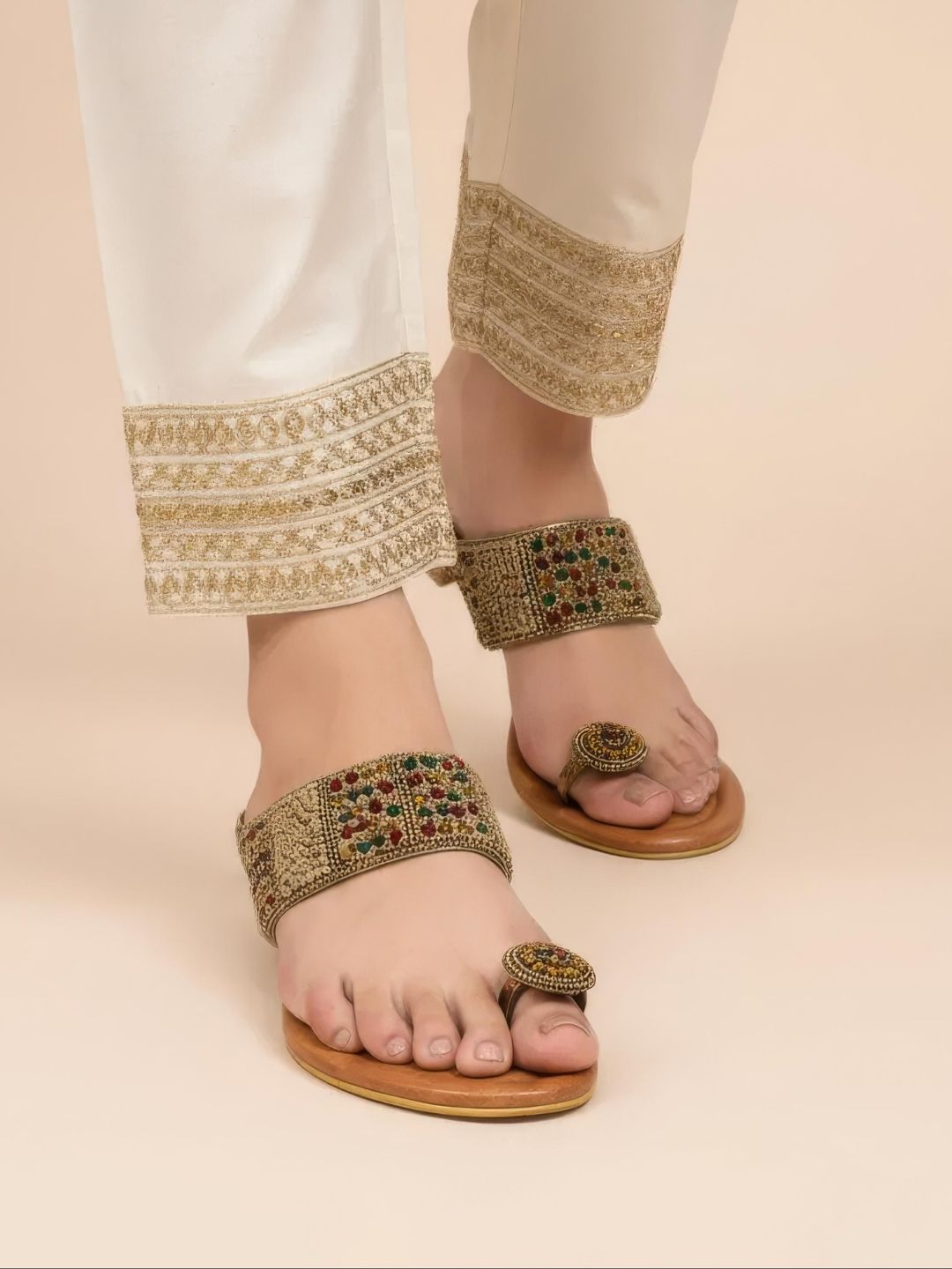 Tan Ethnic Toe-ring Sandals