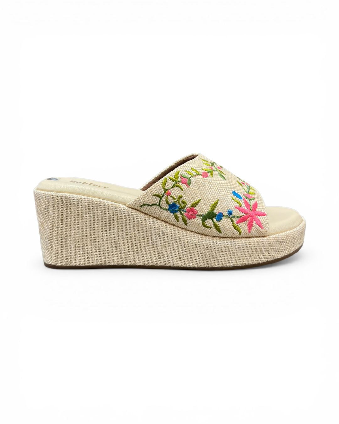 Women wedge Sandals in Beige