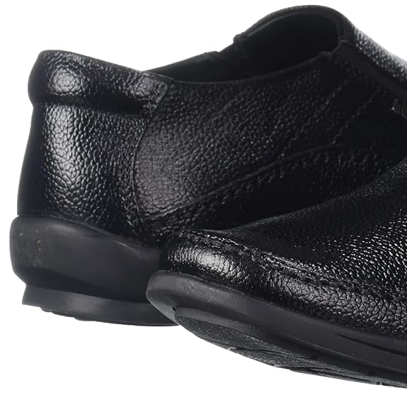 Lee Cooper Men's black Leather Slip On