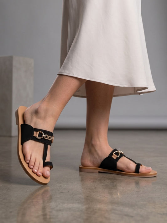 Black Toe-ring Flats