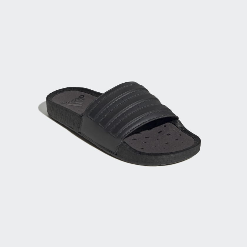 Adilette Boost Slides