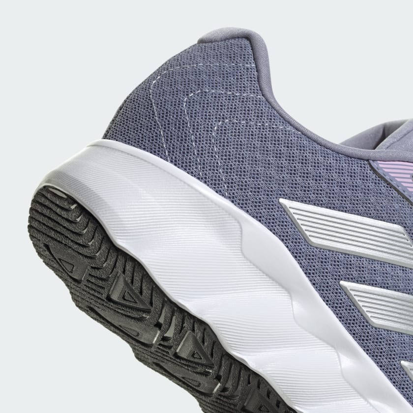 SWITCH MOVE RUNNING SHOES