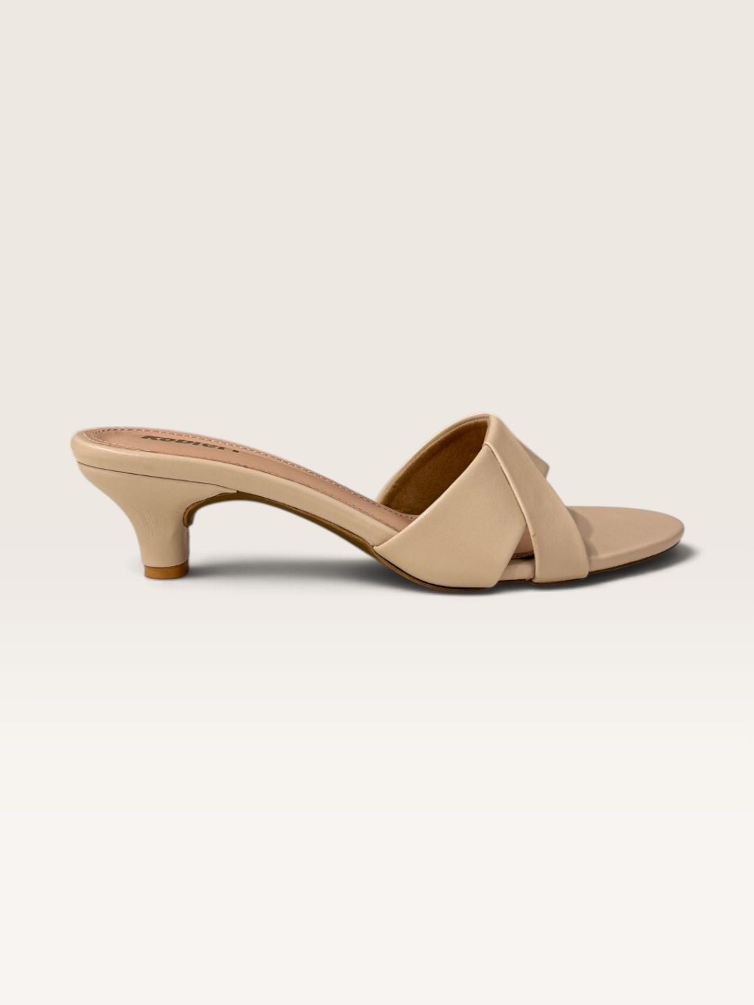 Womens Cream Kitten Heels 4